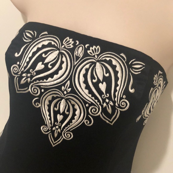 WHBM black embroidered bustier strapless top Sz 0 - Picture 2 of 6